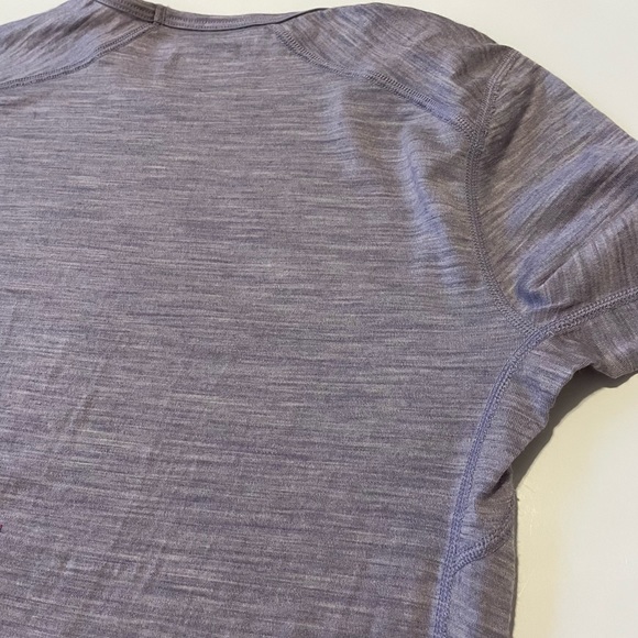 Icebreaker Merino Bodyfit 200 full sleeved shirt,  women’s small, light purple - Picture 3 of 6